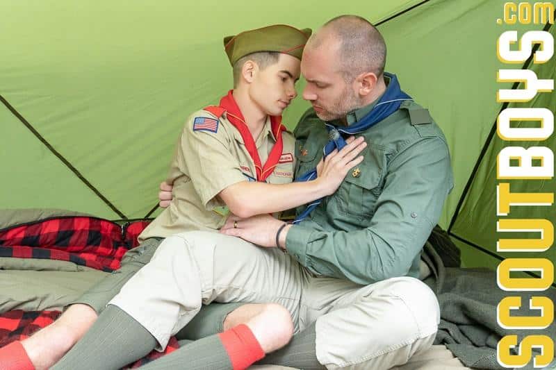 Sexy young scout boy Maxwell Dawson bare asshole fucked scoutmaster Derek Hernandez 3 gay porn pics - Sexy young scout boy Maxwell Dawson’s bare asshole fucked by scoutmaster Derek Hernandez