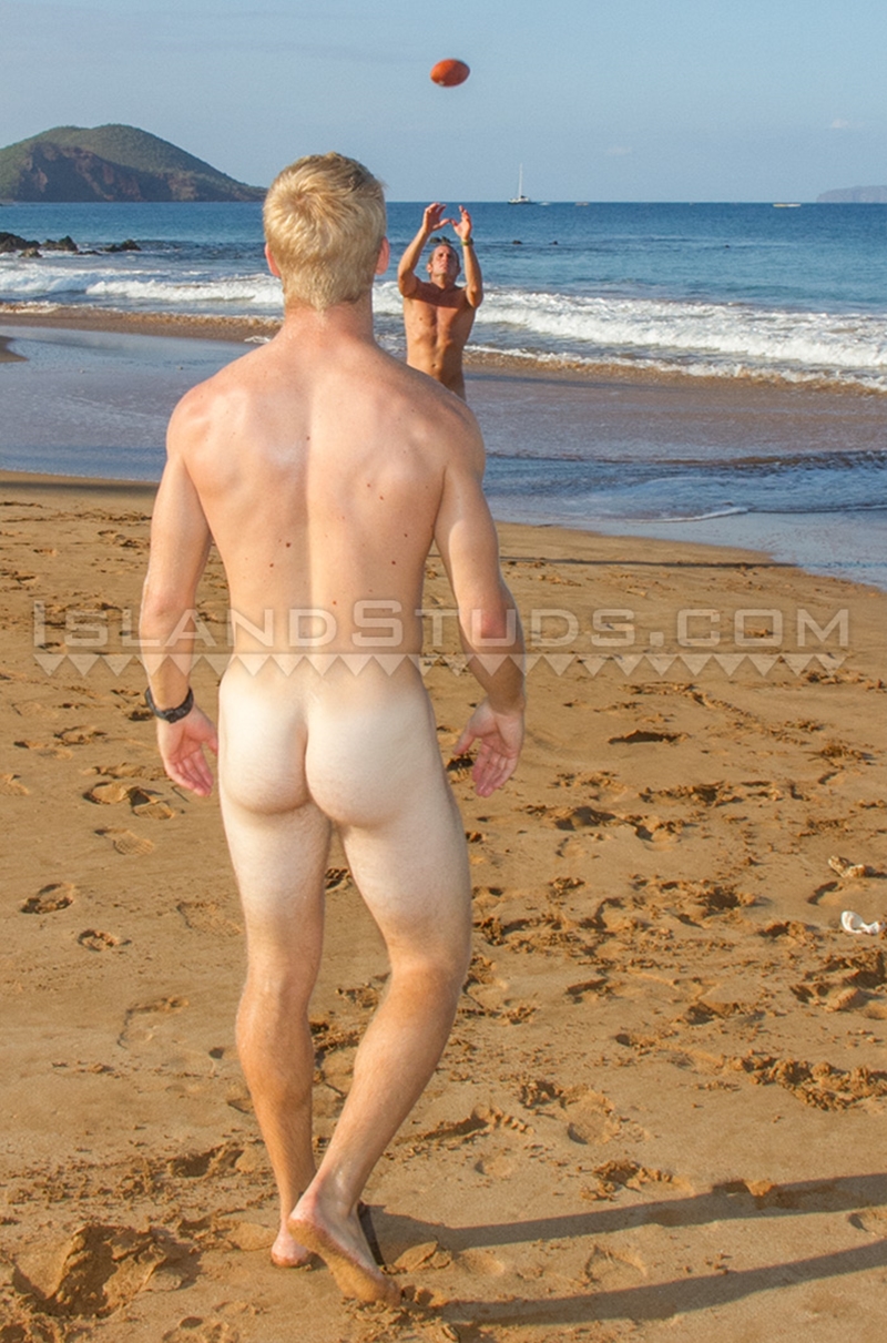 IslandStuds-straight-Nyles-9-inch-cock-Daddy-Van-Surf-HUGE-balls-ripped-college-football-big-cock-nut-sack-muscle-jock-naked-young-men-005-gay-porn-video-porno-nude-movies-pics-porn-star-sex-photo