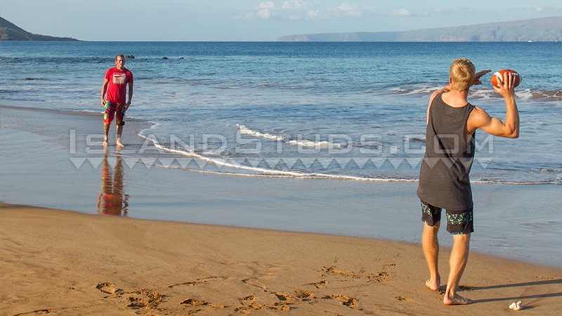 IslandStuds-straight-Nyles-9-inch-cock-Daddy-Van-Surf-HUGE-balls-ripped-college-football-big-cock-nut-sack-muscle-jock-naked-young-men-011-gay-porn-video-porno-nude-movies-pics-porn-star-sex-photo
